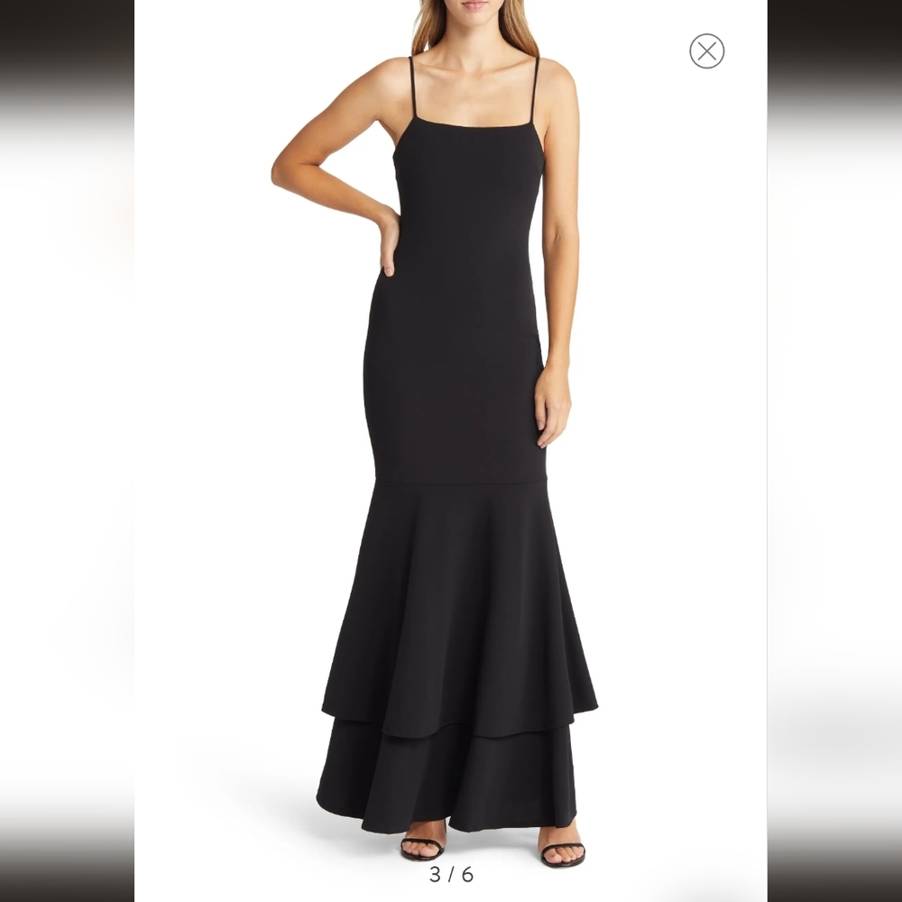 Lulus Tiered Trumpet Gown